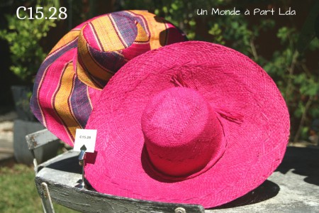 C15.28 CHAPEAUX DE PLAGE